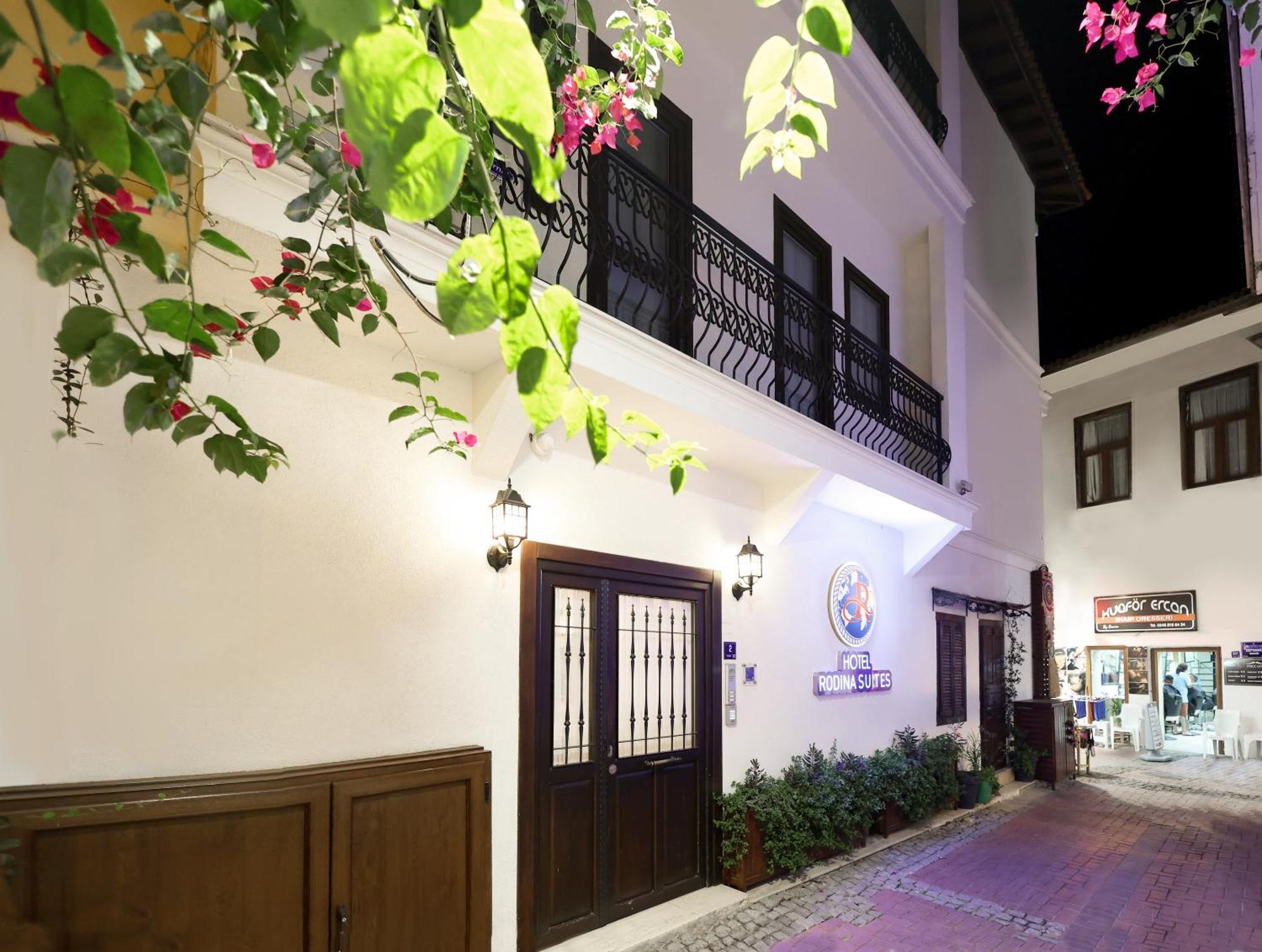 Rodina Suites Hotel Kuşadası Buitenkant foto